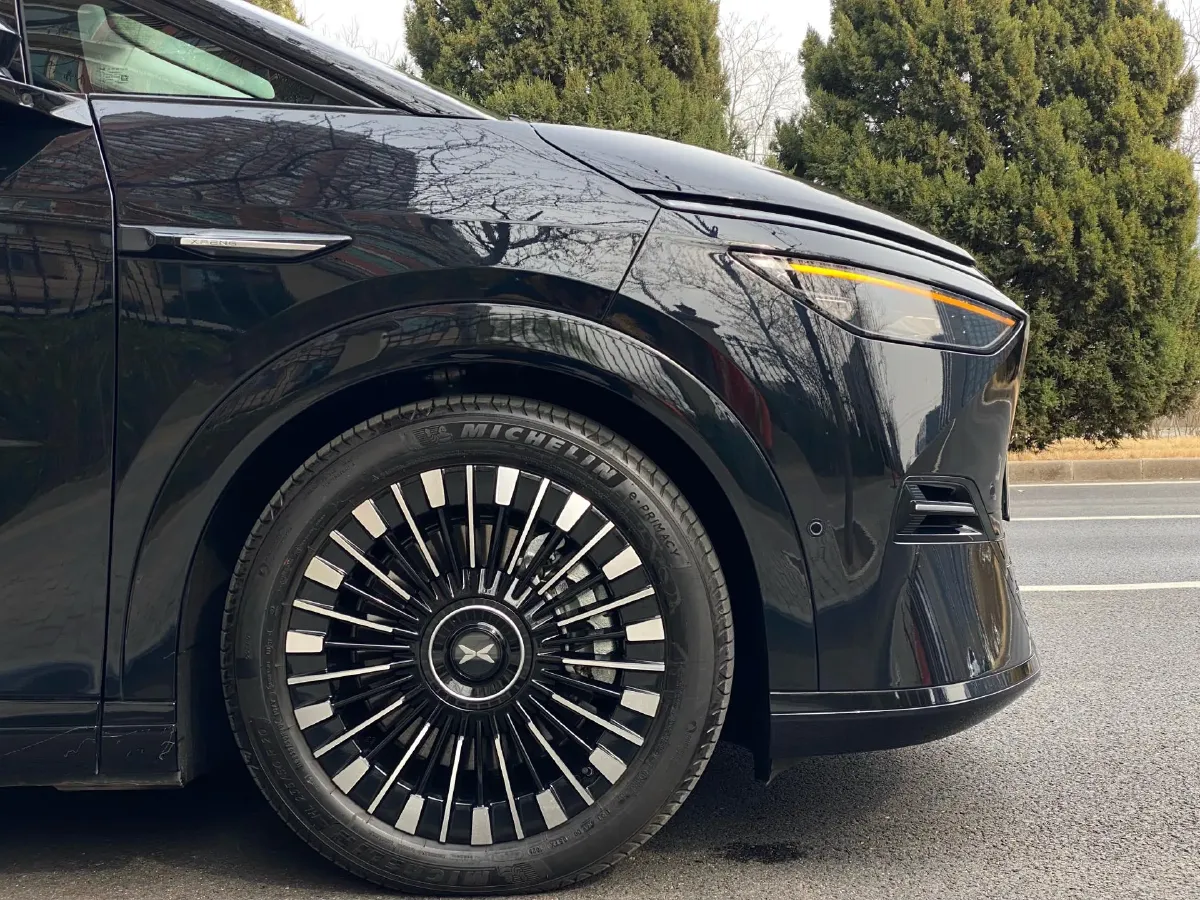 2025 Xpeng X9 BEV,autocango,china used car exporter,china ev exporter,chinese used car exporter,chinese used ev exporter