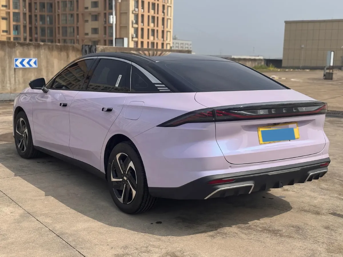 2024 Geely Galaxy L6 1.5T 163HP L4 3DHT PHEV,autocango,china used car exporter,china ev exporter,chinese used car exporter,chinese used ev exporter