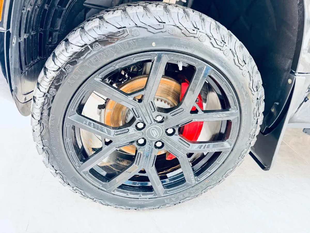 2022 Land Rover Defender 3.0T 400HP L6 8AT,autocango,china used car exporter,china ev exporter,chinese used car exporter,chinese used ev exporter