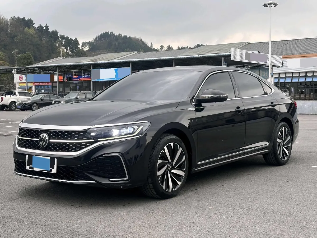 2022 Skoda Kodiak GT 2.0T 186HP L4 7DCT,autocango,china used car exporter,china ev exporter,chinese used car exporter,chinese used ev exporter