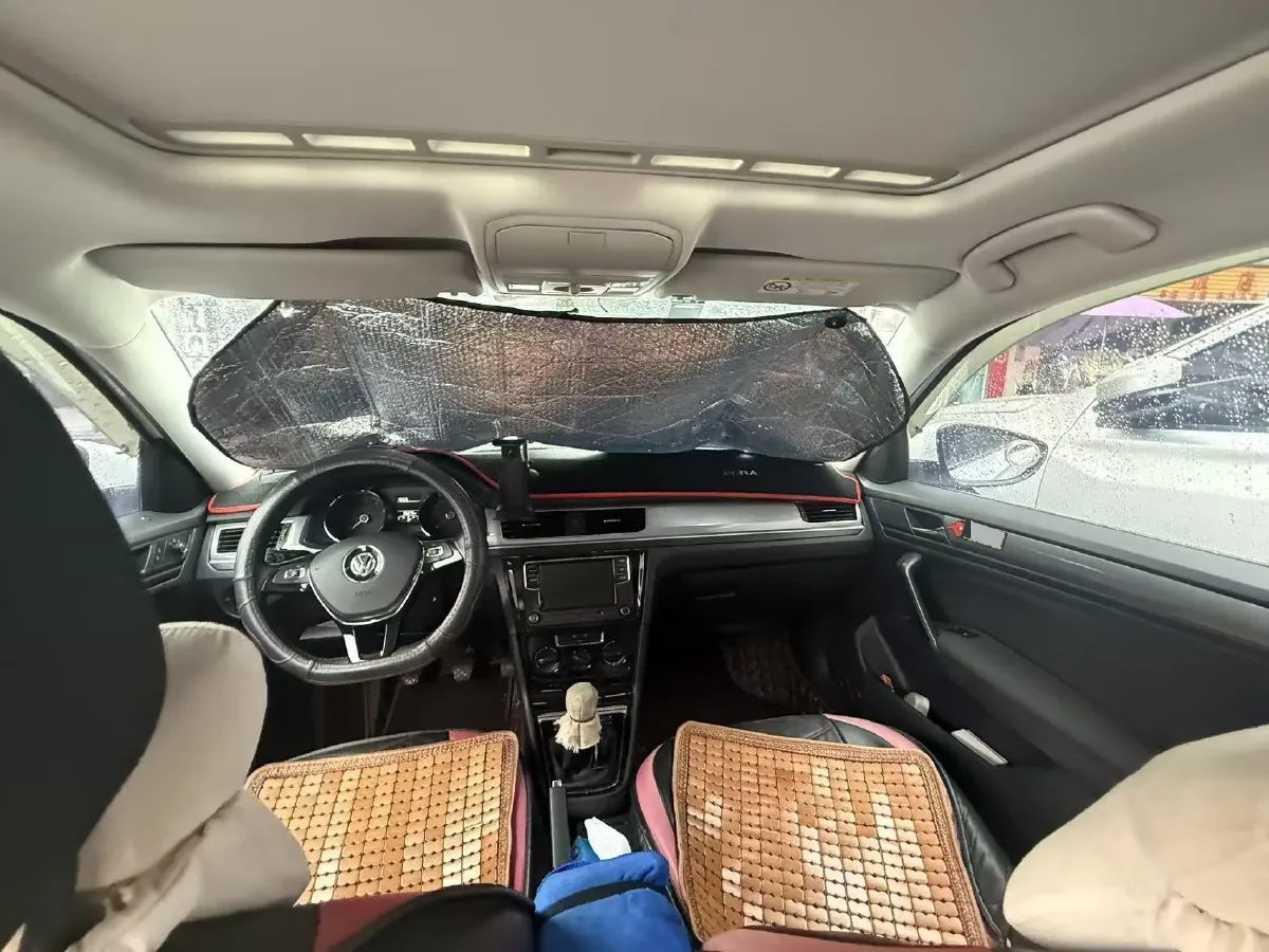 2019 MAXUS XinTu V80 2.5T 136HP L4 6MT,autocango,china used car exporter,china ev exporter,chinese used car exporter,chinese used ev exporter