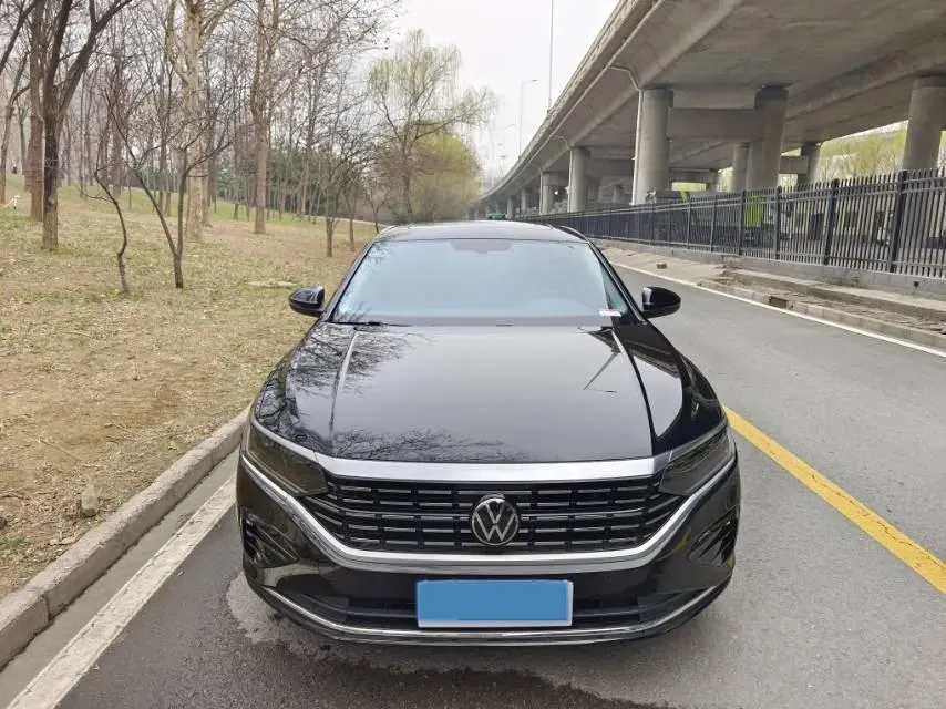 2023 Volkswagen Passat 2.0T 186HP L4 7DCT,autocango,china used car exporter,china ev exporter,chinese used car exporter,chinese used ev exporter