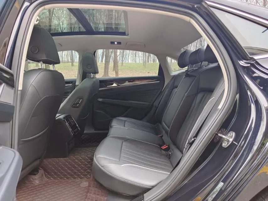 2023 Volkswagen Passat 2.0T 186HP L4 7DCT,autocango,china used car exporter,china ev exporter,chinese used car exporter,chinese used ev exporter