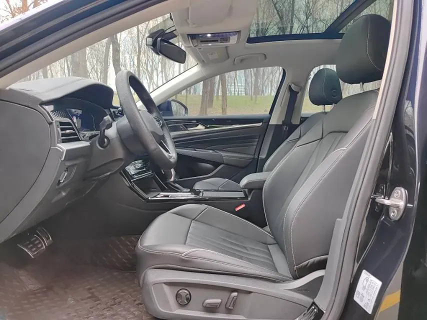 2023 Volkswagen Passat 2.0T 186HP L4 7DCT,autocango,china used car exporter,china ev exporter,chinese used car exporter,chinese used ev exporter