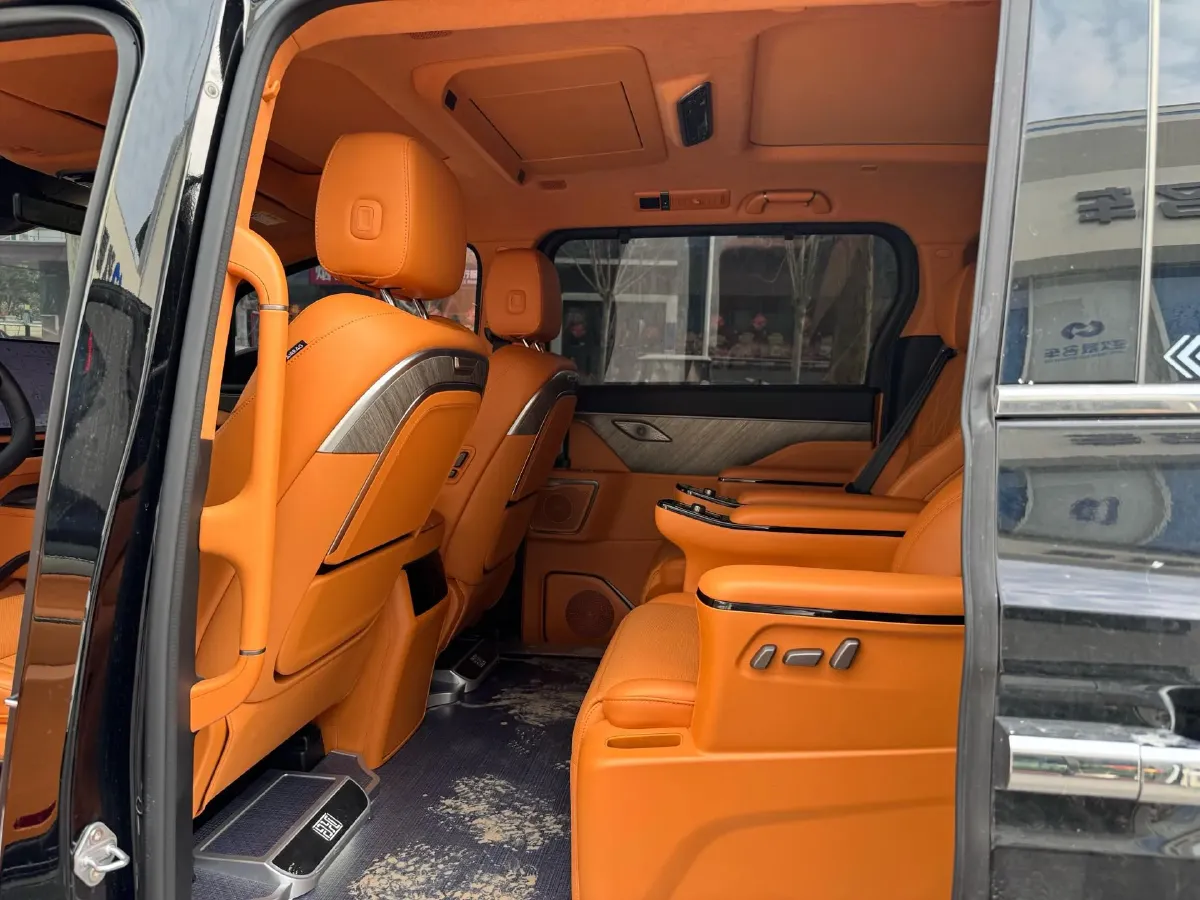 2025 WEY HighMountain 1.5T 170HP L4 4DHT PHEV,autocango,china used car exporter,china ev exporter,chinese used car exporter,chinese used ev exporter