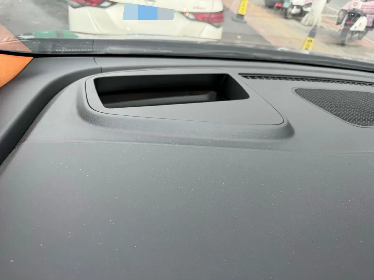 2025 WEY HighMountain 1.5T 170HP L4 4DHT PHEV,autocango,china used car exporter,china ev exporter,chinese used car exporter,chinese used ev exporter