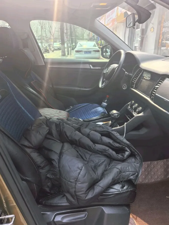 2018 Skoda Kodiak 2.0T 186HP L4 7DCT,autocango,china used car exporter,china ev exporter,chinese used car exporter,chinese used ev exporter