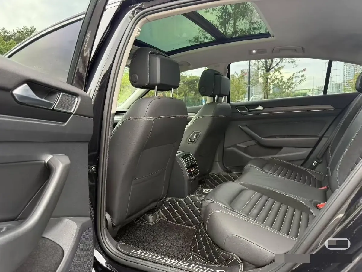 2020 Volkswagen Magotan 1.4T 150HP L4 7DCT,autocango,china used car exporter,china ev exporter,chinese used car exporter,chinese used ev exporter