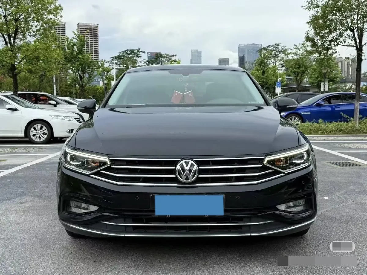 2020 Volkswagen Magotan 1.4T 150HP L4 7DCT,autocango,china used car exporter,china ev exporter,chinese used car exporter,chinese used ev exporter