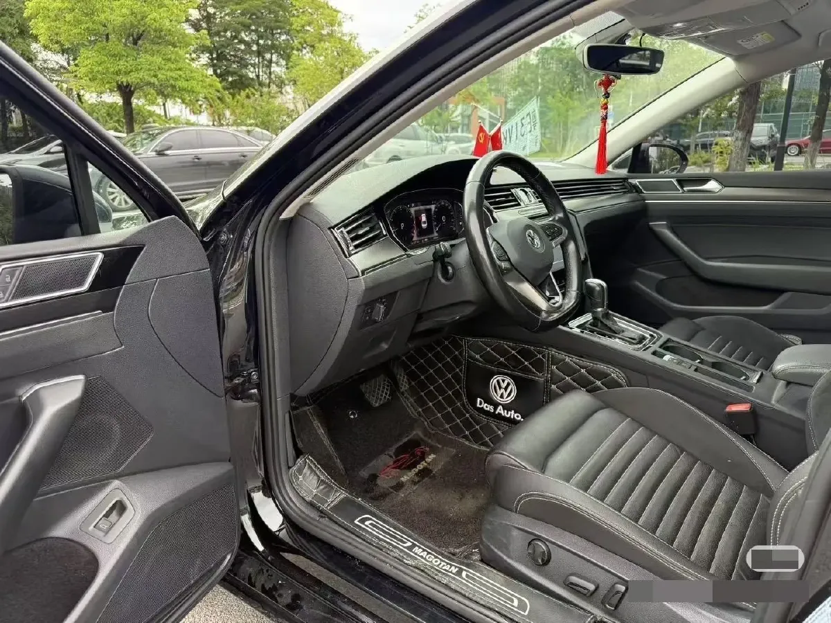 2020 Volkswagen Magotan 1.4T 150HP L4 7DCT,autocango,china used car exporter,china ev exporter,chinese used car exporter,chinese used ev exporter