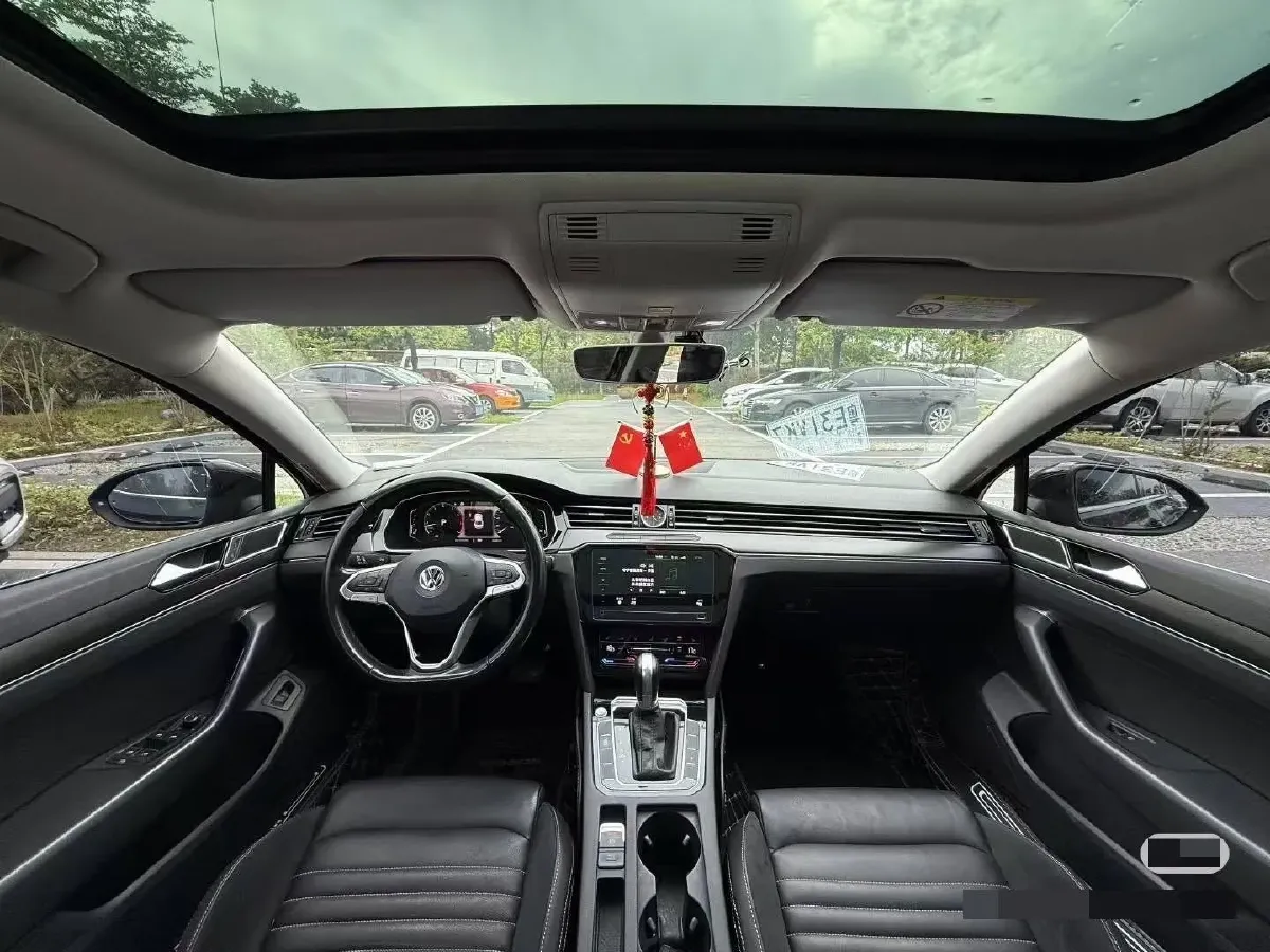 2020 Volkswagen Magotan 1.4T 150HP L4 7DCT,autocango,china used car exporter,china ev exporter,chinese used car exporter,chinese used ev exporter