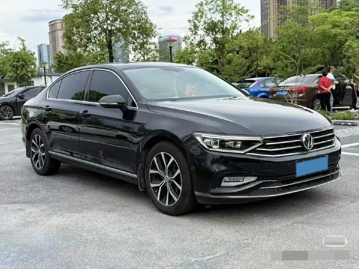 2020 Volkswagen Magotan 1.4T 150HP L4 7DCT,autocango,china used car exporter,china ev exporter,chinese used car exporter,chinese used ev exporter