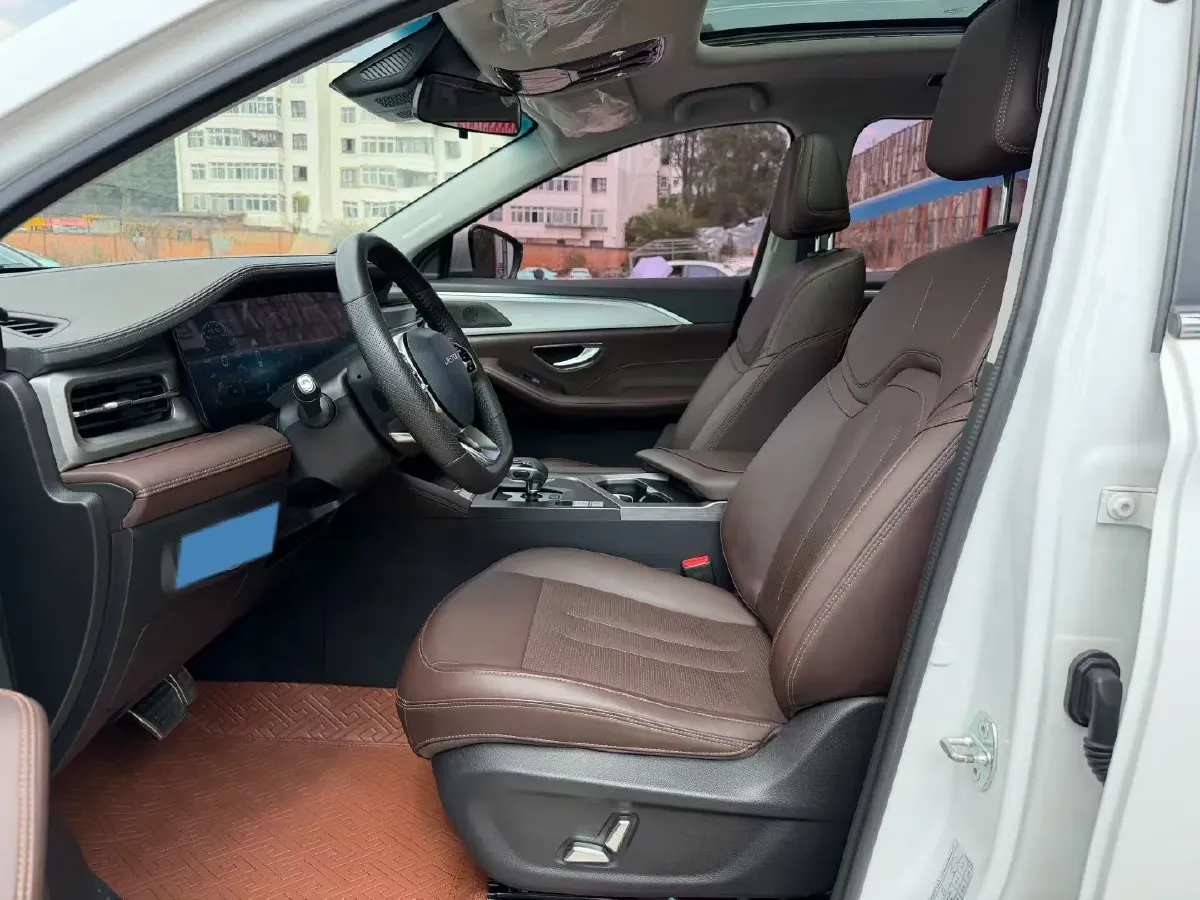 2023 Jetour X90 Plus 1.6T 197HP L4 7DCT,autocango,china used car exporter,china ev exporter,chinese used car exporter,chinese used ev exporter