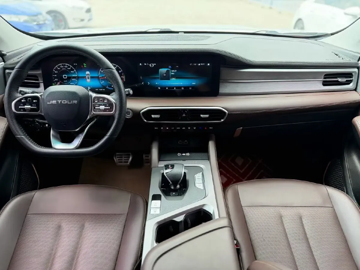 2023 Jetour X90 Plus 1.6T 197HP L4 7DCT,autocango,china used car exporter,china ev exporter,chinese used car exporter,chinese used ev exporter