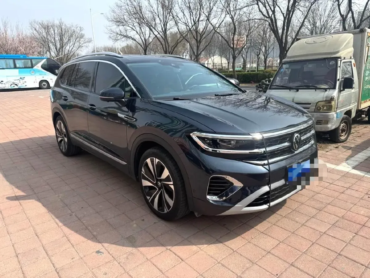 2022 Volkswagen Talagon 2.0T 220HP L4 7DCT,autocango,china used car exporter,china ev exporter,chinese used car exporter,chinese used ev exporter