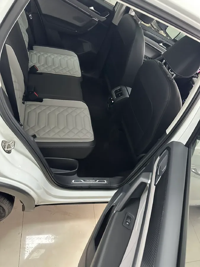 2023 Volkswagen Tayron 1.4T 150HP L4 7DCT,autocango,china used car exporter,china ev exporter,chinese used car exporter,chinese used ev exporter