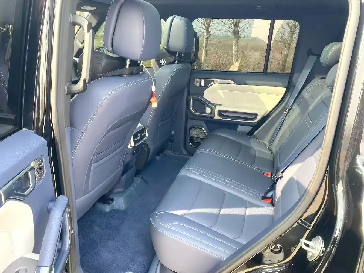 2024 Jetour ShanHai TravellerC-DM 1.5T 156HP L4 3DHT PHEV 43.24KWH,autocango,china used car exporter,china ev exporter,chinese used car exporter,chinese used ev exporter