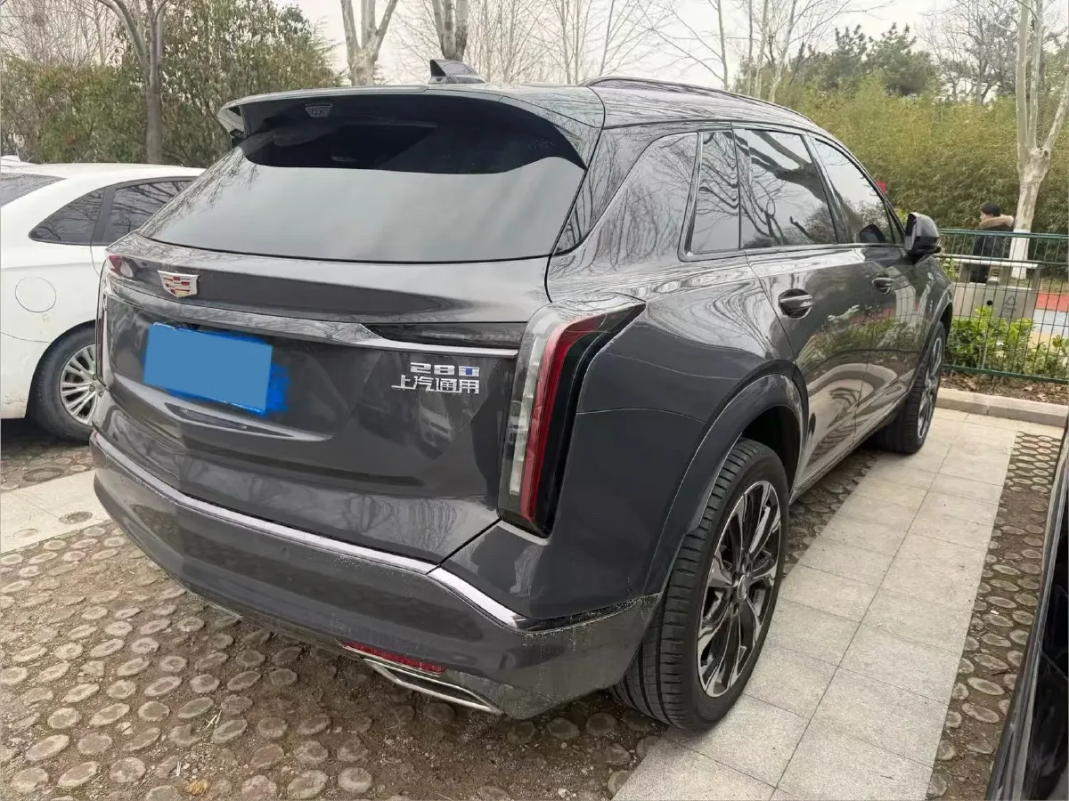 2025 Cadillac XT5 2.0T 237HP L4 9AT,autocango,china used car exporter,china ev exporter,chinese used car exporter,chinese used ev exporter