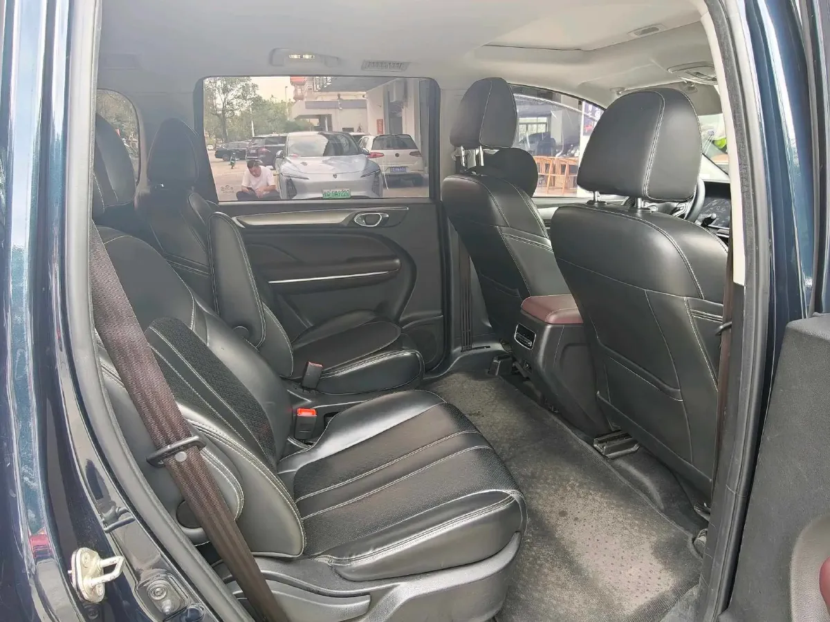 2021 GAC Trumpchi M6 1.5T 169HP L4 7DCT,autocango,china used car exporter,china ev exporter,chinese used car exporter,chinese used ev exporter