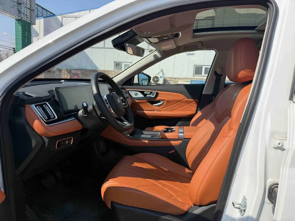 2024 Chery Tiggo8L 2.0T 254HP L4 8AT,autocango,china used car exporter,china ev exporter,chinese used car exporter,chinese used ev exporter