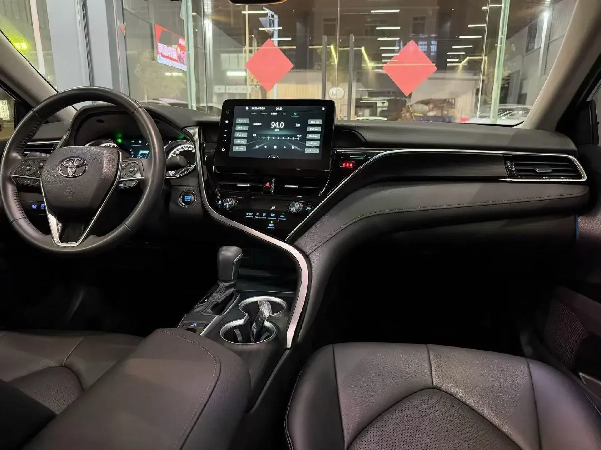 2023 Toyota Camry 2.0L 177HP L4 CVT,autocango,china used car exporter,china ev exporter,chinese used car exporter,chinese used ev exporter