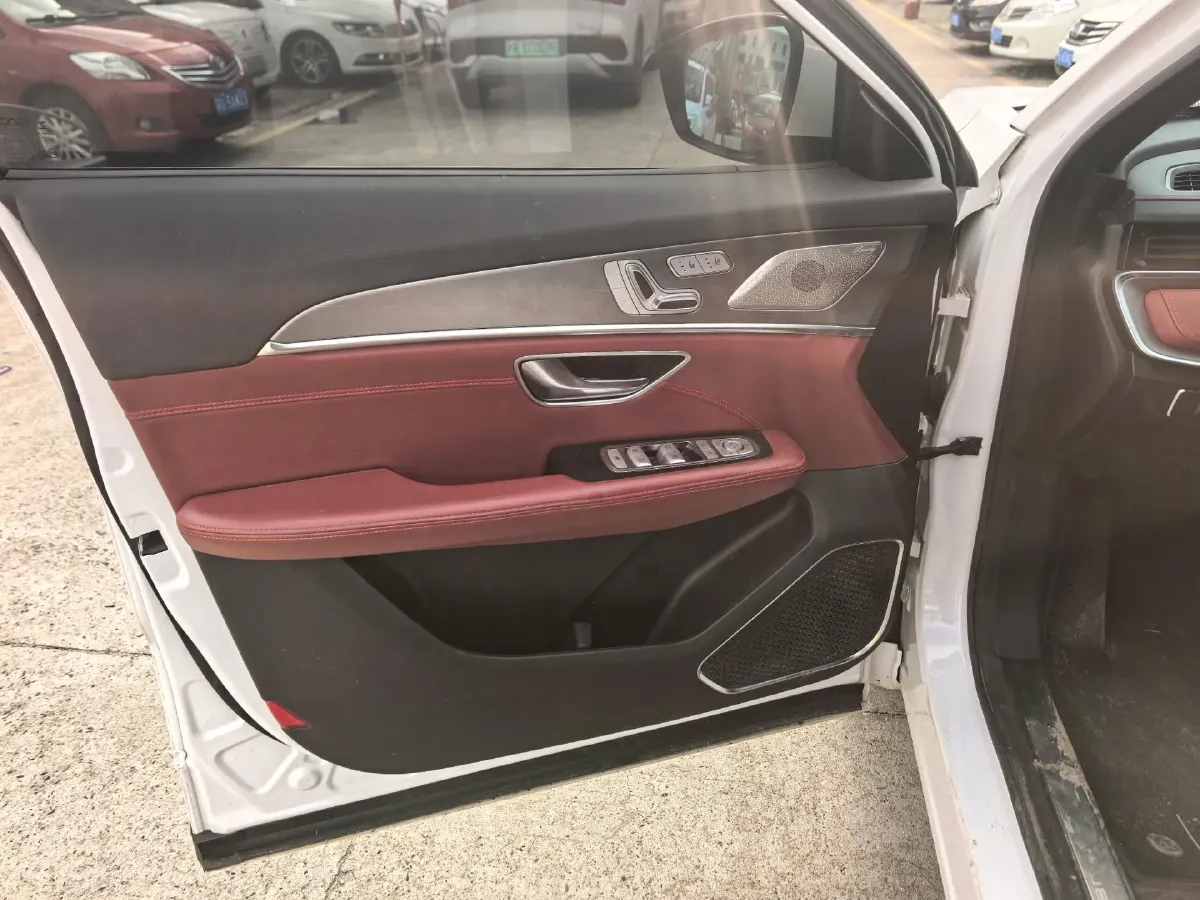 2021 Jetour X70 Plus 1.6T 197HP L4 7DCT,autocango,china used car exporter,china ev exporter,chinese used car exporter,chinese used ev exporter