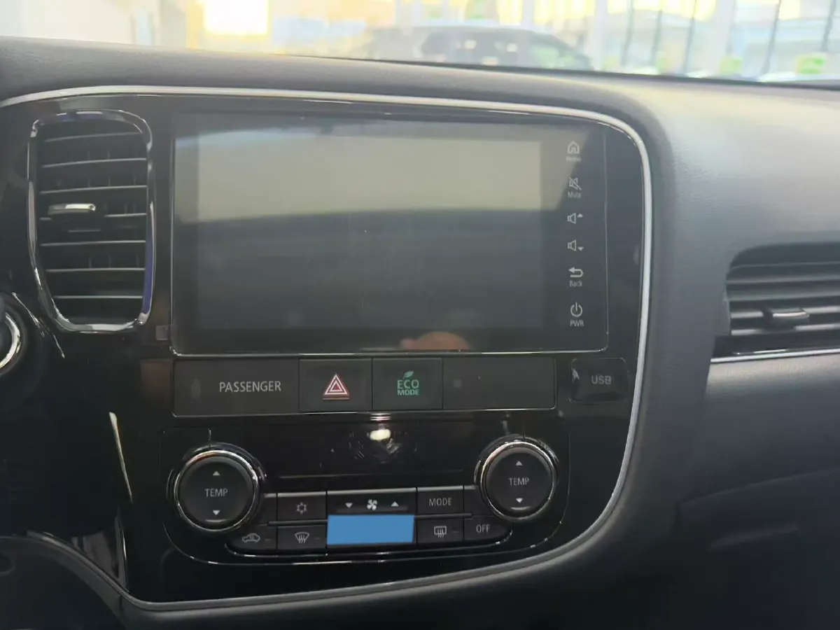 2021 Mitsubishi Outlander 2.0L 166HP L4 CVT,autocango,china used car exporter,china ev exporter,chinese used car exporter,chinese used ev exporter