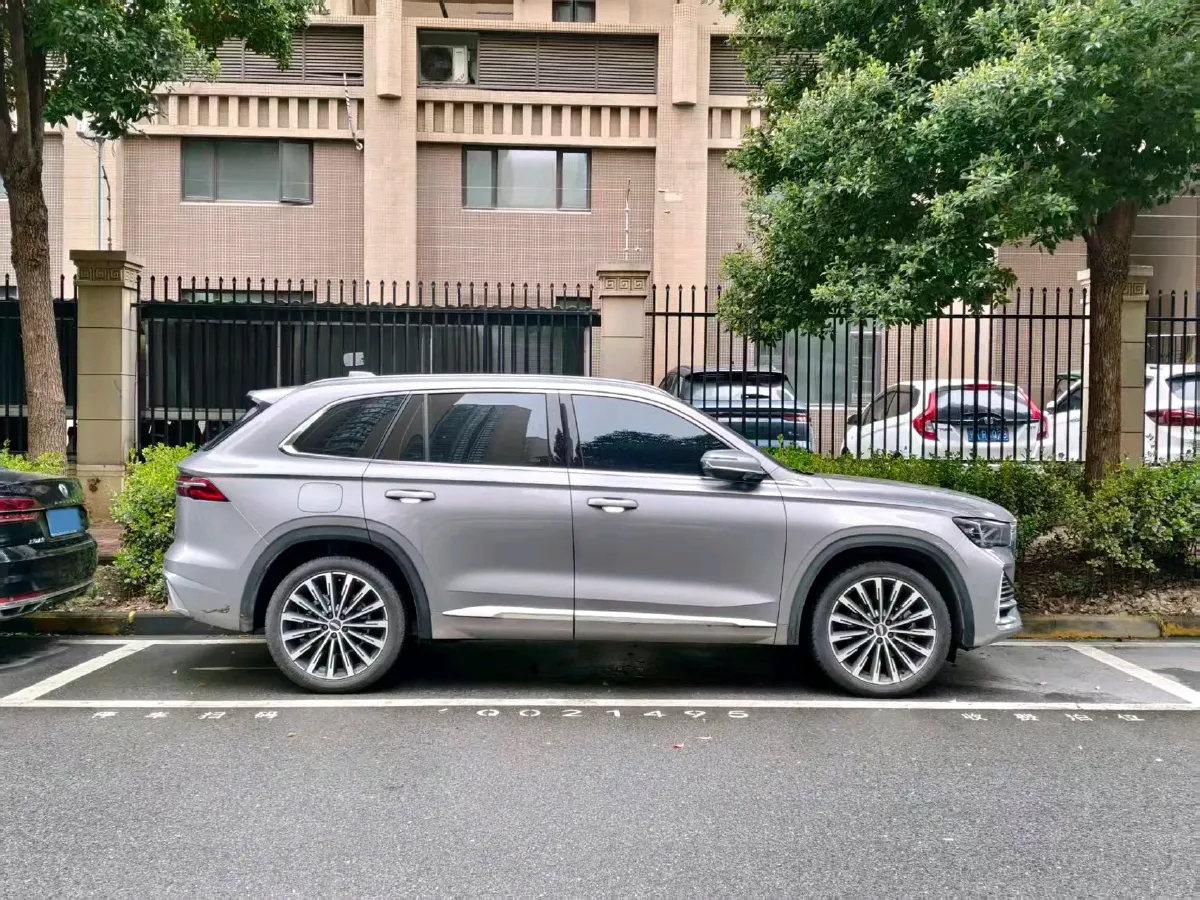 2025 Geely Monjaro 2.0T 238HP L4 8AT,autocango,china used car exporter,china ev exporter,chinese used car exporter,chinese used ev exporter