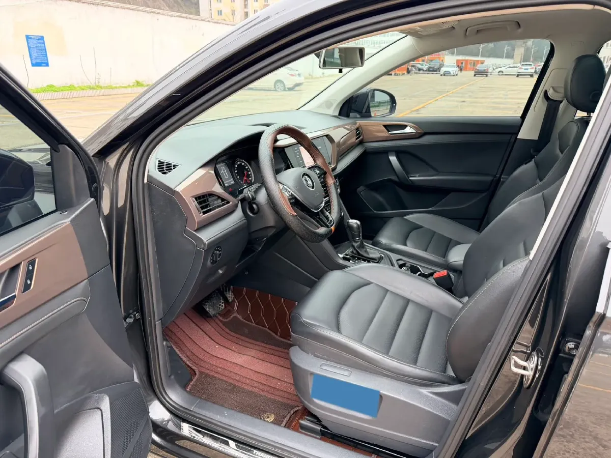 2021 Volkswagen Tharu 1.4T 150HP L4 7DCT,autocango,china used car exporter,china ev exporter,chinese used car exporter,chinese used ev exporter