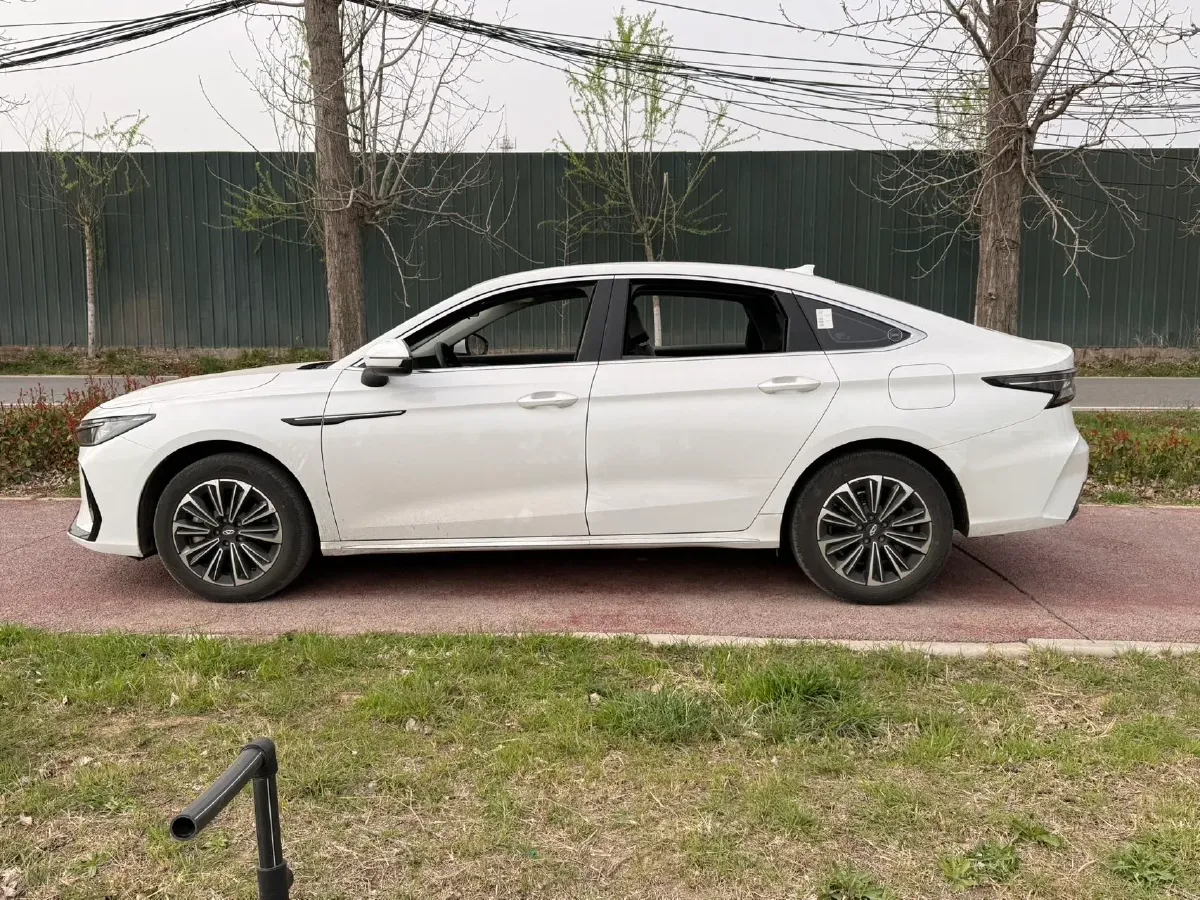 2025 Fulwin FulwinA8 1.5L 102HP L4 1DHT PHEV,autocango,china used car exporter,china ev exporter,chinese used car exporter,chinese used ev exporter