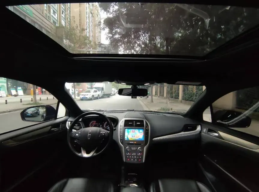 2018 Lincoln MKC 2.0T 203HP L4 6AT,autocango,china used car exporter,china ev exporter,chinese used car exporter,chinese used ev exporter