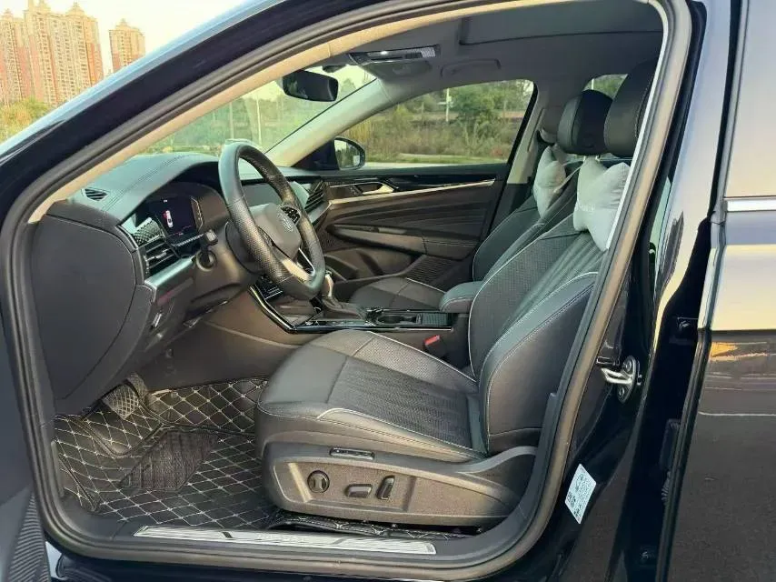 2022 Xpeng P7 BEV 60.2KWH,autocango,china used car exporter,china ev exporter,chinese used car exporter,chinese used ev exporter