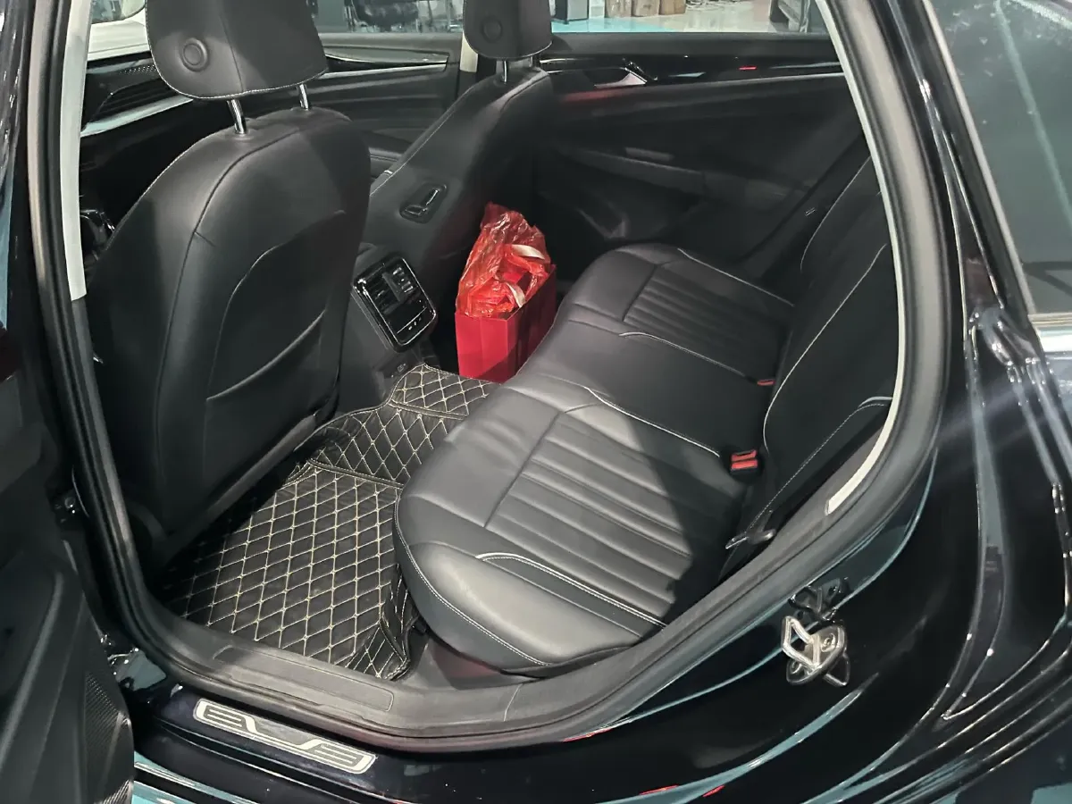 2021 Volkswagen Passat 2.0T 186HP L4 7DCT,autocango,china used car exporter,china ev exporter,chinese used car exporter,chinese used ev exporter