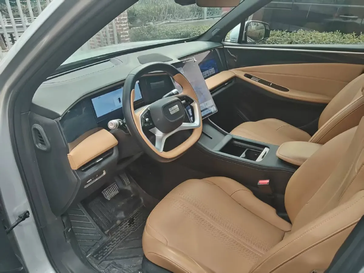 2024 Geely Galaxy L7 1.5T 163HP L4 3DHT PHEV 9.11KWH,autocango,china used car exporter,china ev exporter,chinese used car exporter,chinese used ev exporter