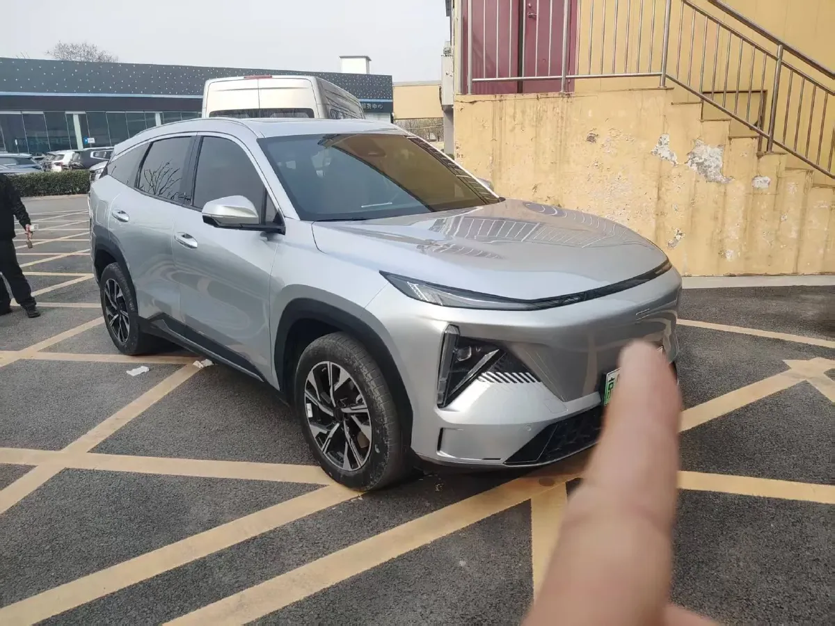 2024 Geely Galaxy L7 1.5T 163HP L4 3DHT PHEV 9.11KWH,autocango,china used car exporter,china ev exporter,chinese used car exporter,chinese used ev exporter