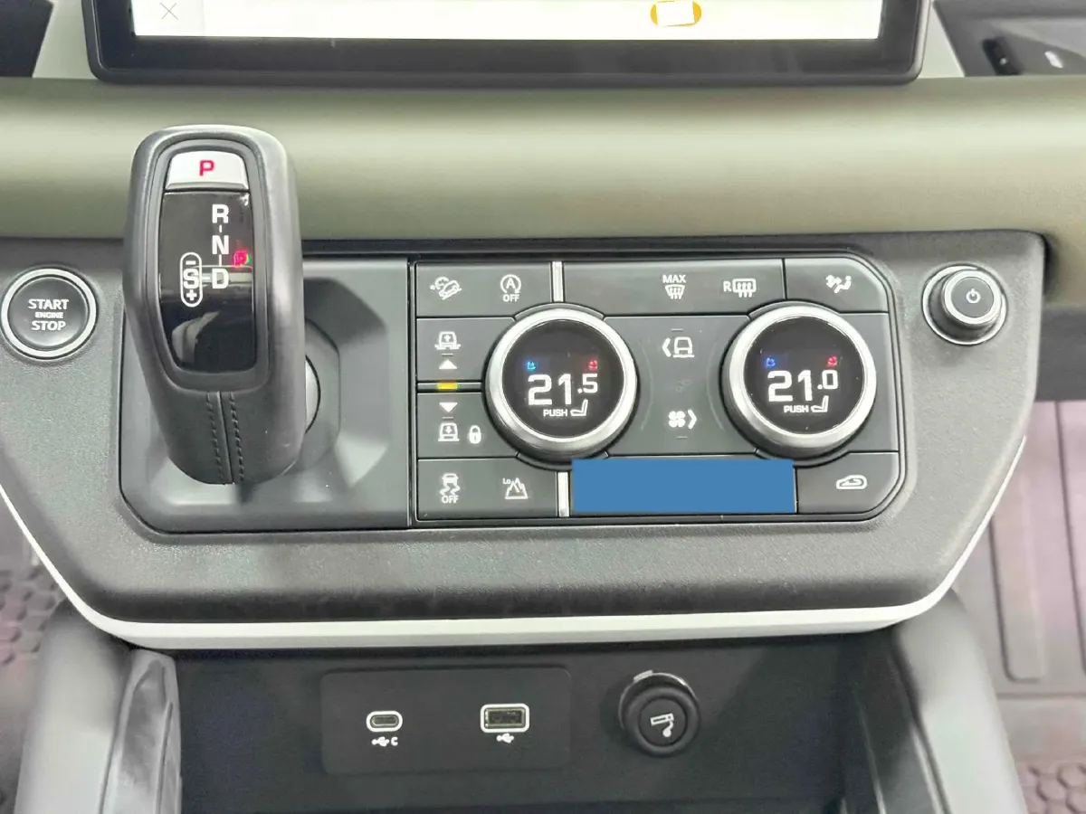 2021 Land Rover Defender 3.0T 400HP L6 8AT,autocango,china used car exporter,china ev exporter,chinese used car exporter,chinese used ev exporter