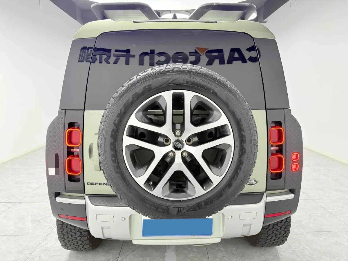 2021 Land Rover Defender 3.0T 400HP L6 8AT,autocango,china used car exporter,china ev exporter,chinese used car exporter,chinese used ev exporter