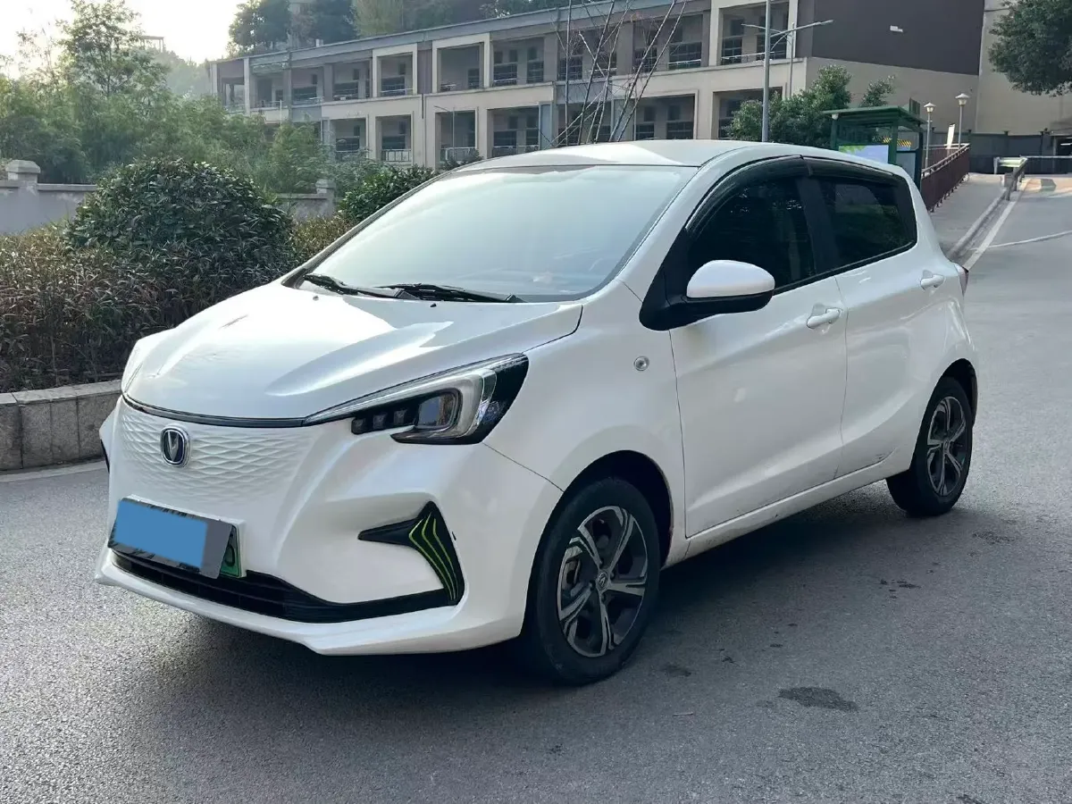 2020 ChangAn BenBen E-Star BEV 32.2KWH,autocango,china used car exporter,china ev exporter,chinese used car exporter,chinese used ev exporter