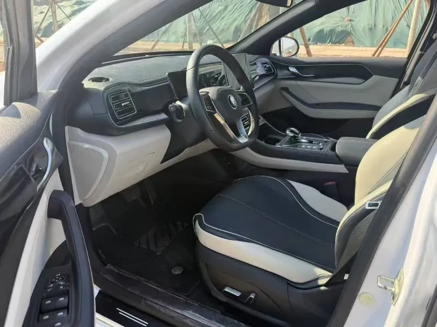 2021 Haval F7 1.5T 169HP L4 7DCT,autocango,china used car exporter,china ev exporter,chinese used car exporter,chinese used ev exporter