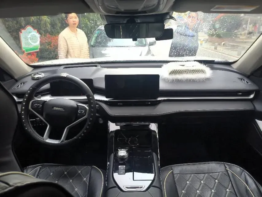 2022 Haval H6 1.5T 184HP L4 7DCT,autocango,china used car exporter,china ev exporter,chinese used car exporter,chinese used ev exporter