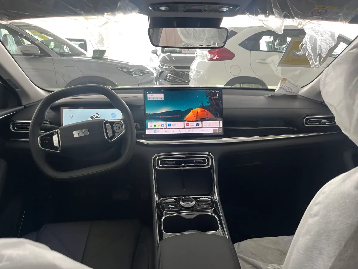 2025 Geely Galaxy L6 1.5L 112HP L4 1DHT PHEV 8.5KWH,autocango,china used car exporter,china ev exporter,chinese used car exporter,chinese used ev exporter