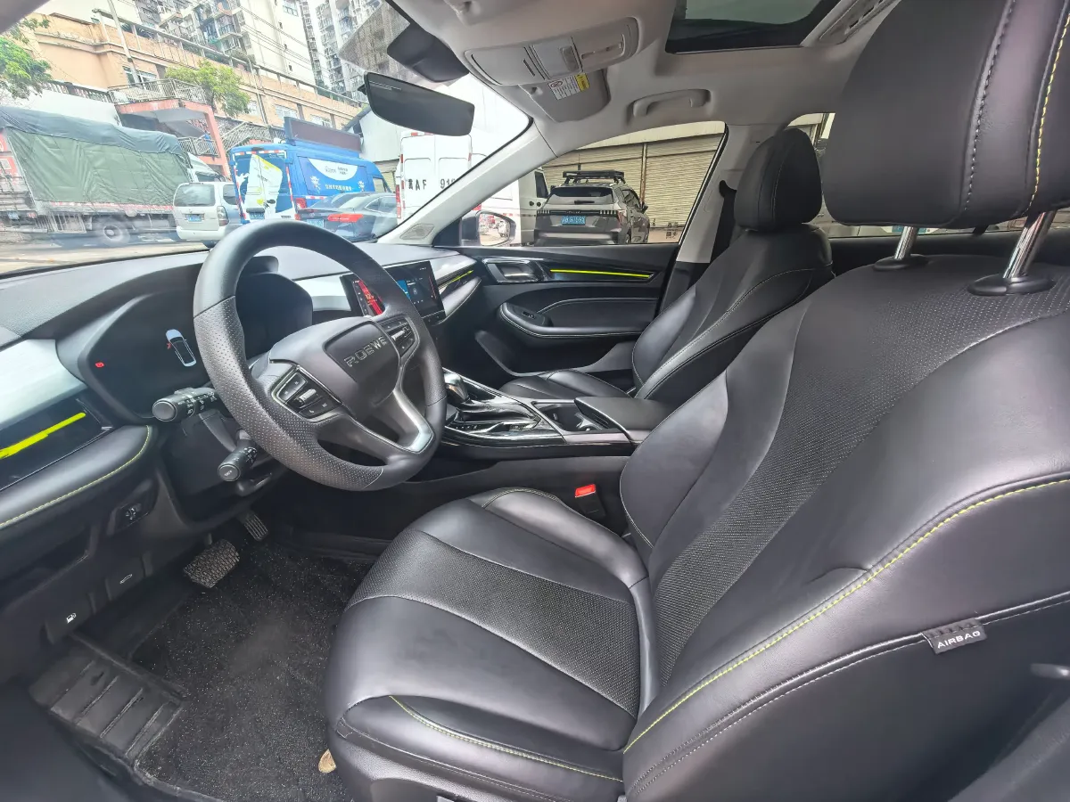 2021 Roewe i5 1.5L 120HP L4 CVT,autocango,china used car exporter,china ev exporter,chinese used car exporter,chinese used ev exporter