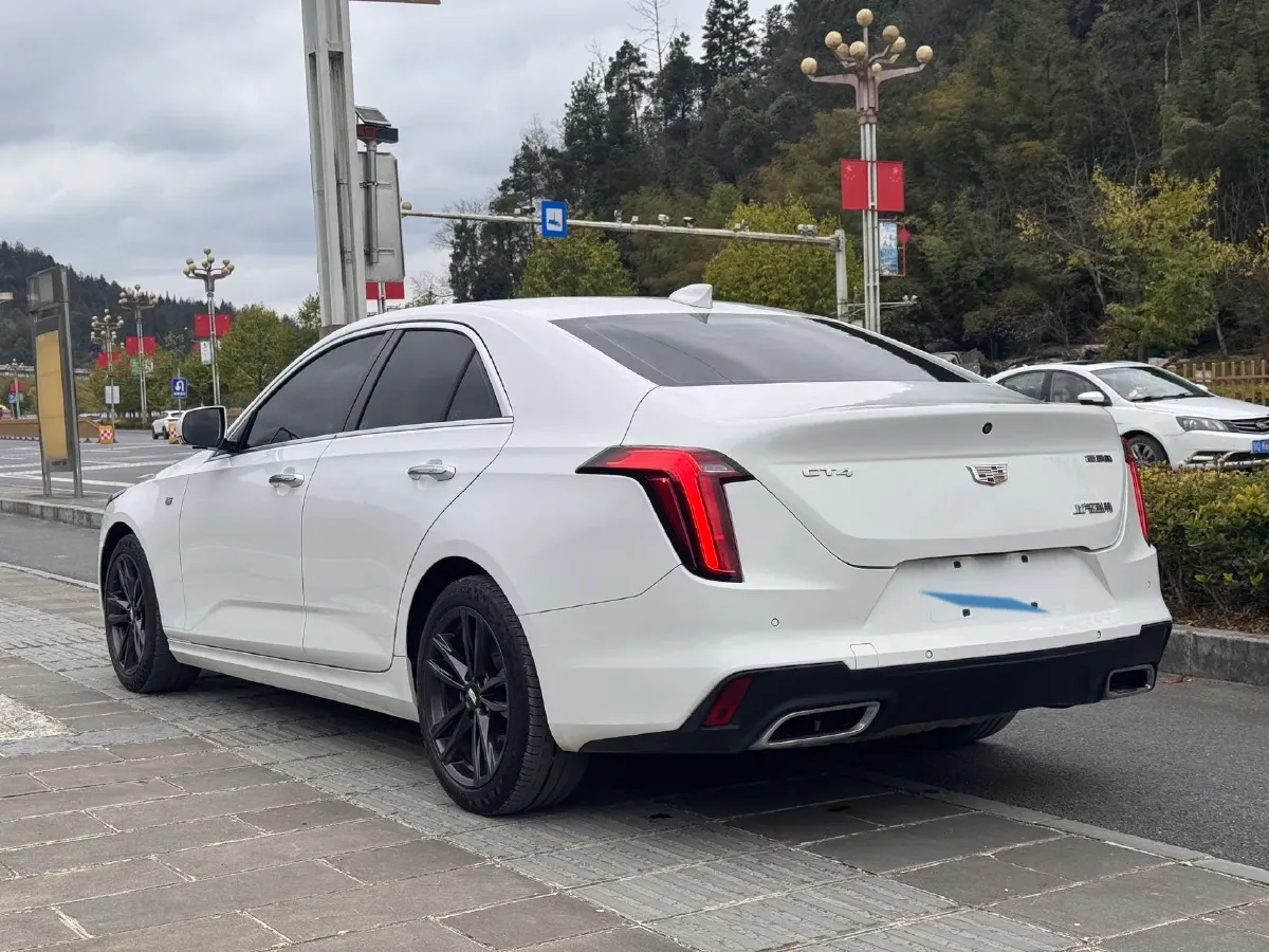 2022 Cadillac CT4 2.0T 237HP L4 8AT,autocango,china used car exporter,china ev exporter,chinese used car exporter,chinese used ev exporter
