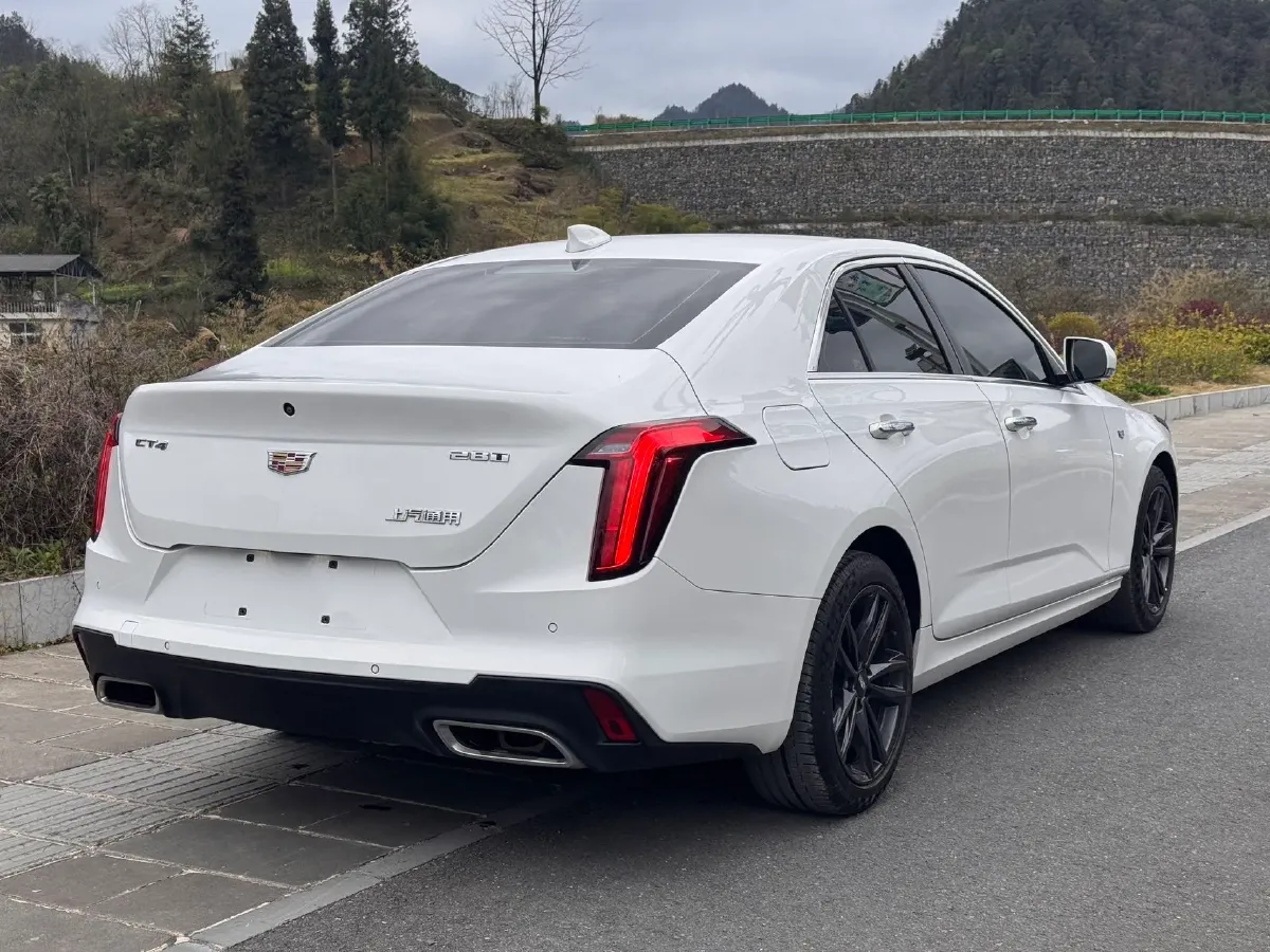 2022 Cadillac CT4 2.0T 237HP L4 8AT,autocango,china used car exporter,china ev exporter,chinese used car exporter,chinese used ev exporter