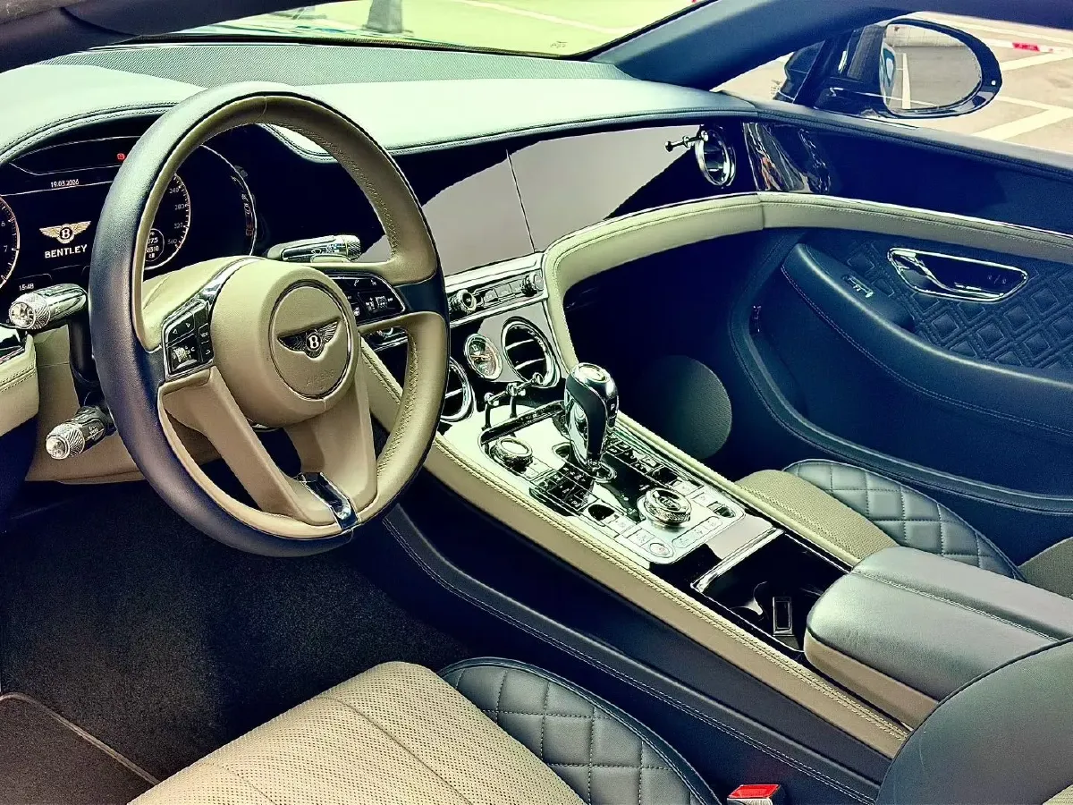 2018 Bentley Continental 6.0T 635HP W12 8DCT,autocango,china used car exporter,china ev exporter,chinese used car exporter,chinese used ev exporter