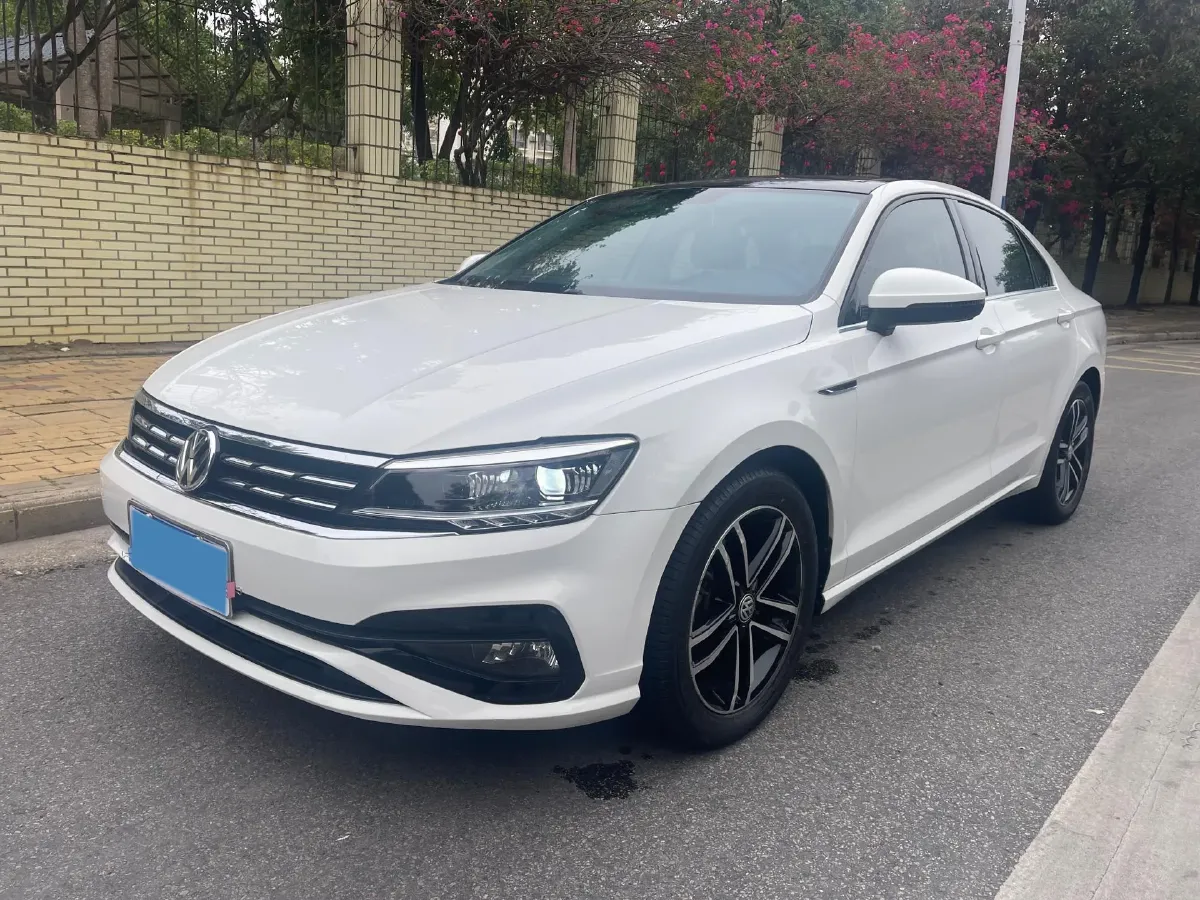 2019 Volkswagen Passat 1.4T 150HP L4 7DCT,autocango,china used car exporter,china ev exporter,chinese used car exporter,chinese used ev exporter