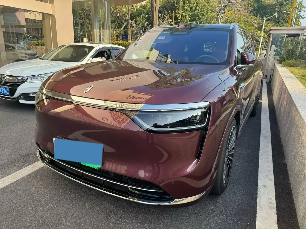2025 AITO AITO M8 REEV 160HP REEV 53.4KWH,autocango,china used car exporter,china ev exporter,chinese used car exporter,chinese used ev exporter