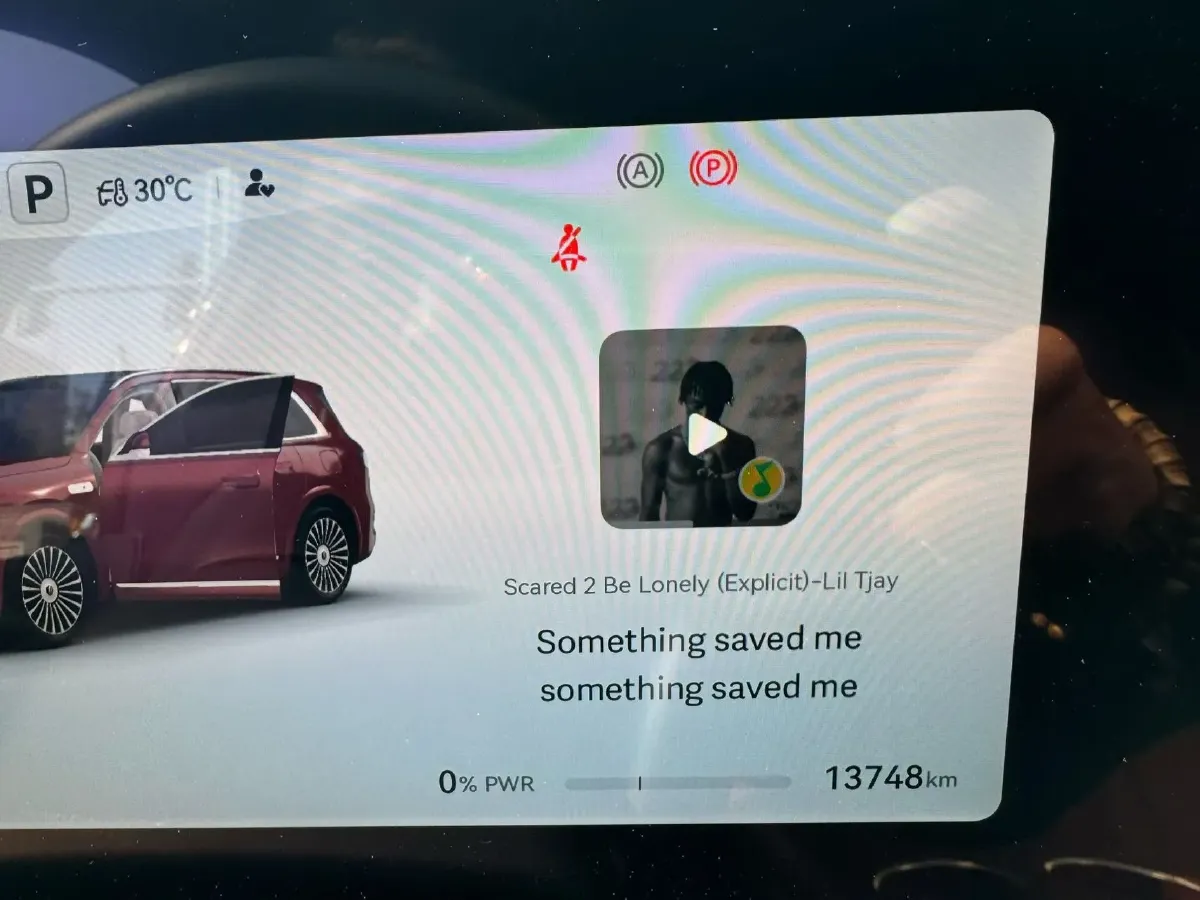 2025 AITO AITO M8 REEV 160HP REEV 53.4KWH,autocango,china used car exporter,china ev exporter,chinese used car exporter,chinese used ev exporter