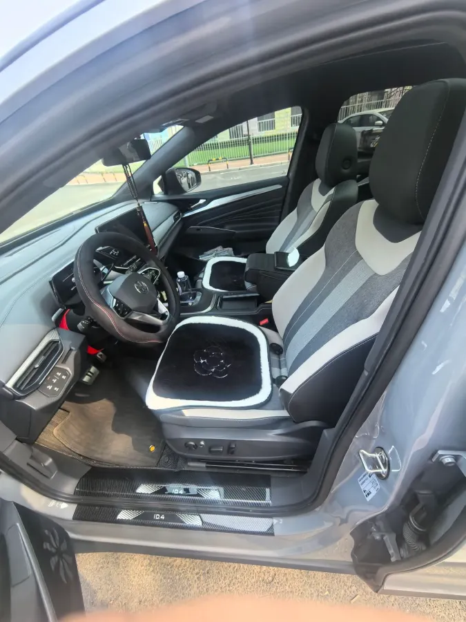 2022 Chevrolet Menlo BEV 61.1KWH,autocango,china used car exporter,china ev exporter,chinese used car exporter,chinese used ev exporter