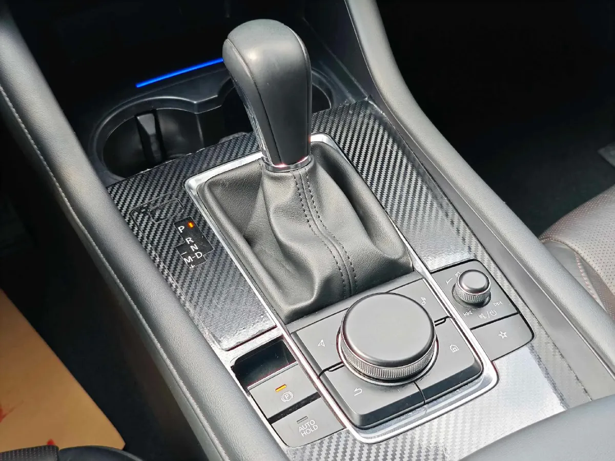 2021 Mazda 3 Axela 2.0L 158HP L4 6AT,autocango,china used car exporter,china ev exporter,chinese used car exporter,chinese used ev exporter